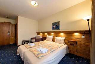 Отель Kap House Family Hotel Банско Двухместный номер с 1 двуспальной или 2 отдельными кроватями - Бесплатное посещение спа-салона-4